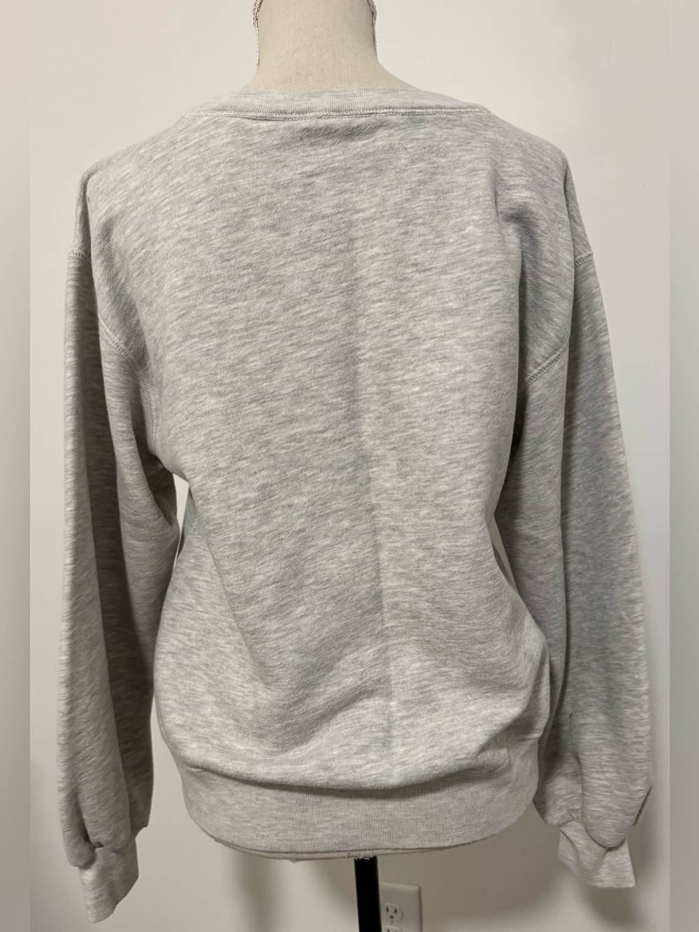 Abercrombie & Fitch Soft Heather Gray Embroidered Logo Pullover Sweatshirt S - Picture 12 of 12